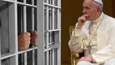 Photo of El Papa, sobre los presos: “Es justo que quien se ha equivocado pague por su error, pero también que pueda redimirse”