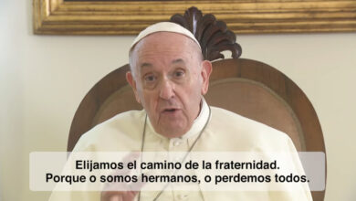 Photo of El Papa: «¿Cómo permitimos que haya personas que sean perseguidas simplemente por profesar públicamente su fe?»