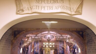Photo of ¿Está enterrado realmente san Pedro en el Vaticano?