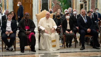 Photo of Papa Francisco: El gasto en armas “ensucia a la humanidad”