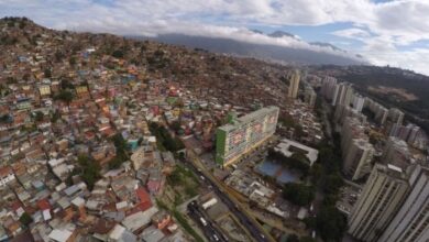 Photo of La Caracas del disimulo, entre regeneración urbana y desigualdades