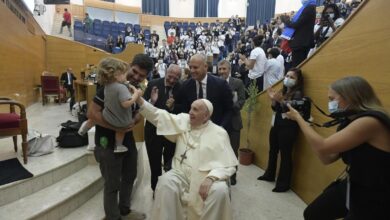 Photo of El Papa lanza el Movimiento Educativo Internacional Scholas Occurrentes