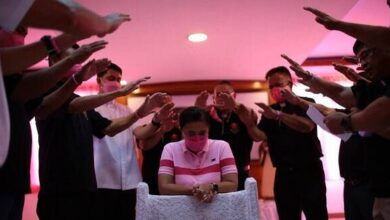 Photo of Elecciones en Filipinas: los Marcos-Duterte, un ex-policía, Leni y Kiko; las iglesias hablan fuerte