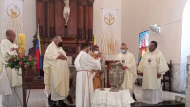Photo of Diócesis de Valle de La Pascua celebró misa crismal