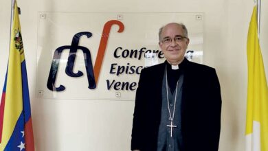 Photo of Mons. González de Zárate: «La comunión se realiza en la pluralidad»