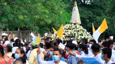 Photo of Ante la Virgen de Fátima católicos claman: ¡María es de Nicaragua y Nicaragua es de María!