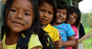 Photo of Niñas indígenas crecen entre amenazas a su derecho a la educación e identidad