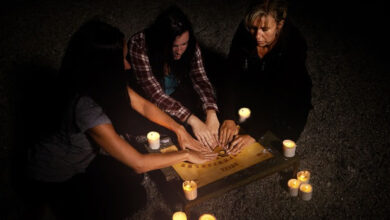 Photo of Tres mujeres «jugaron» a la ouija y lo que ocurrió aterrorizó a todos