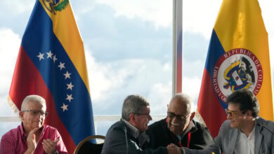 Photo of Diálogos de paz en Colombia en Caracas, Javier Tarazona y las víctimas venezolanas