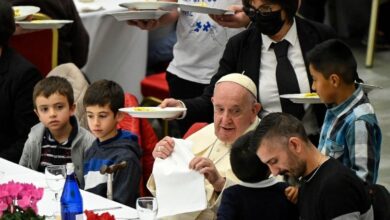Photo of #VIDEO El almuerzo del Papa Francisco con los pobres
