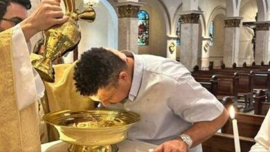 Photo of El futbolista Ronaldo Nazario da Lima recibe el bautismo: «Me siento regenerado como hijo de Dios»